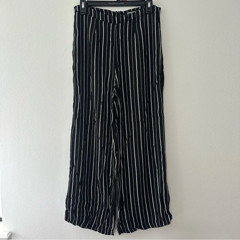 Reformation Black Pinstripe Wide Leg Pants Women’s 8 Petite Tailored Trouser